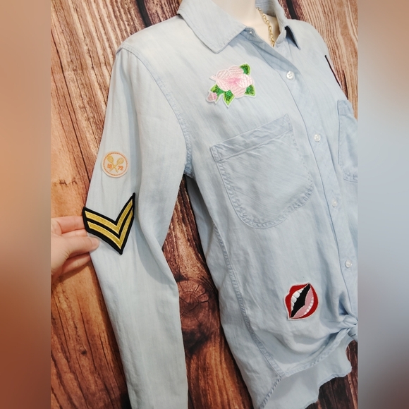 Rails Denim Colored Light Weight Button Up Size XS - Picture 4 of 7